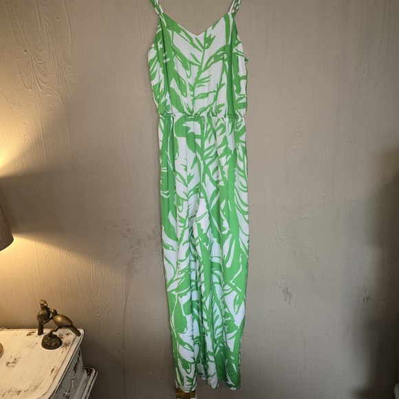 Lily Pulitzer for 🎯 Pants - LILLY PULITZER For Target tropical Island Green/White Satin Jumpsuit Sz XS
